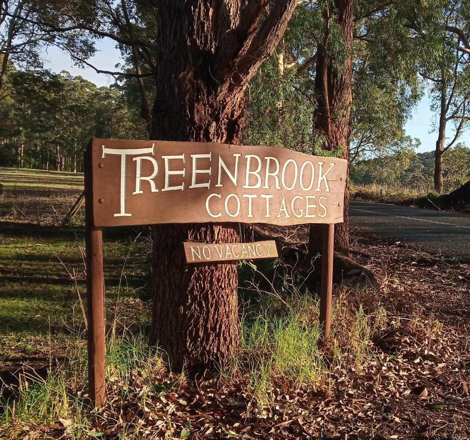 Treenbrook Cottages Pemberton Eksteriør billede